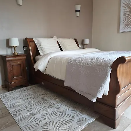 Domaine D'alemanie Oda ve Kahvaltı 3*